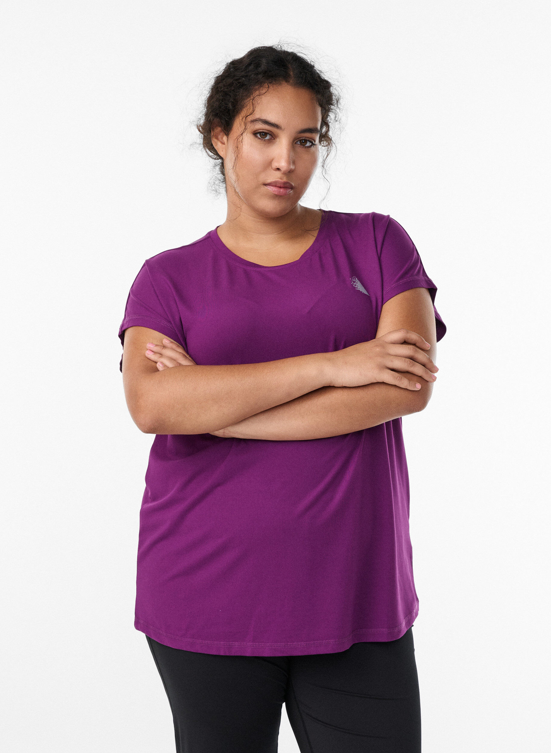Enf&auml;rgad tr&auml;nings-T-shirt, Lila, Model