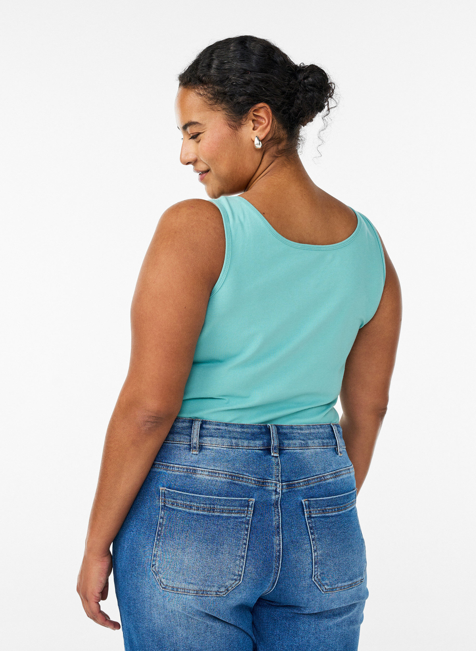 Zizzi Solid f&auml;rg bas topp i bomull, Gr&ouml;n, Model image number 2