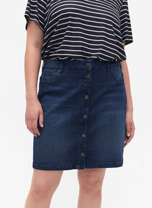 FLASH – kjol i jeanstyg med knappstängning, Dark Blue Denim, Model image number 2