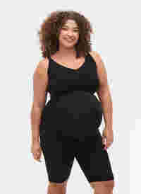 Kroppsnära graviditetsshorts i bomull, Black, Model
