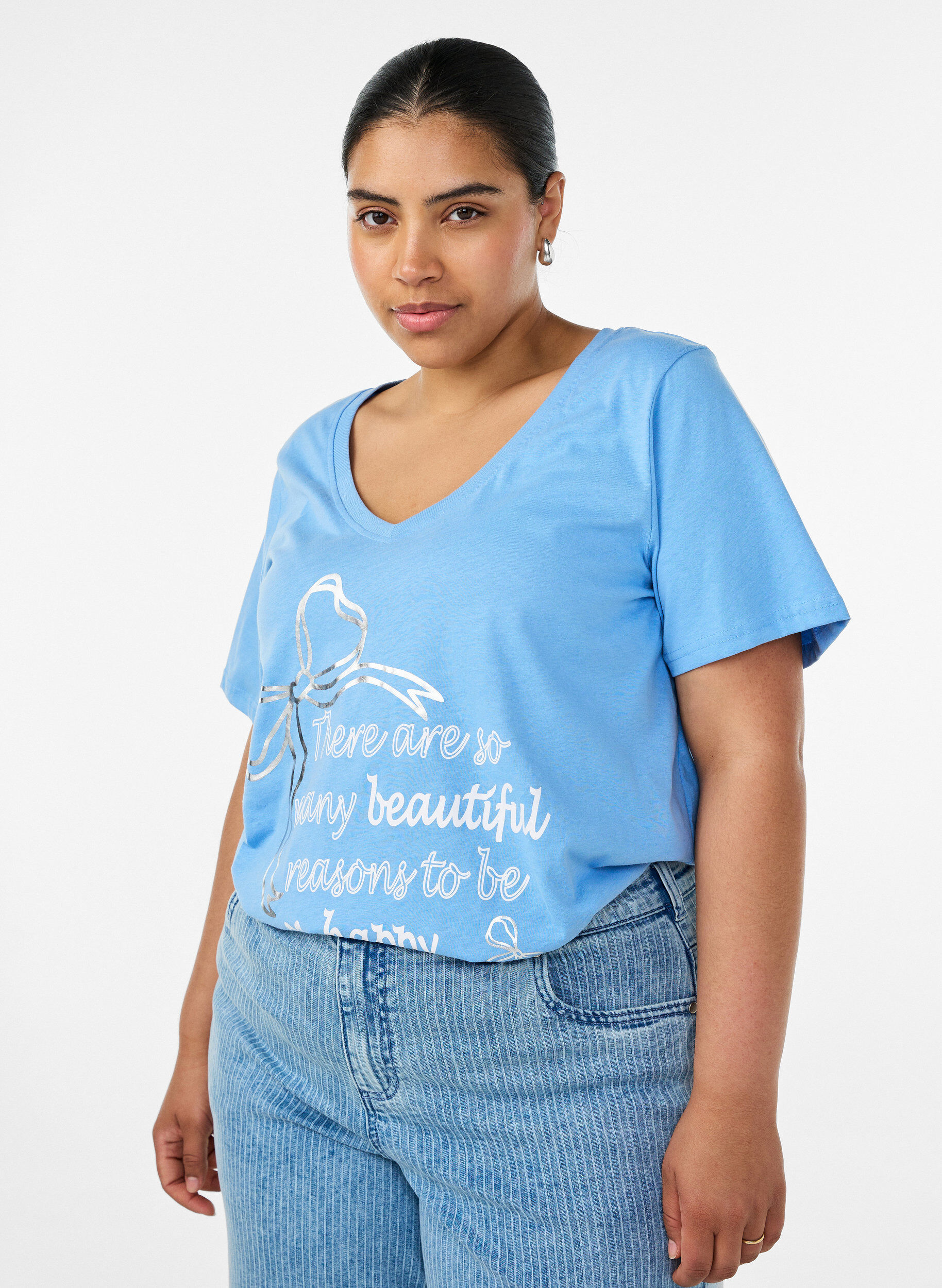ZizziT-shirt i bomull med v-ringning och tryck framtill, Bl&aring;, Model image number 0