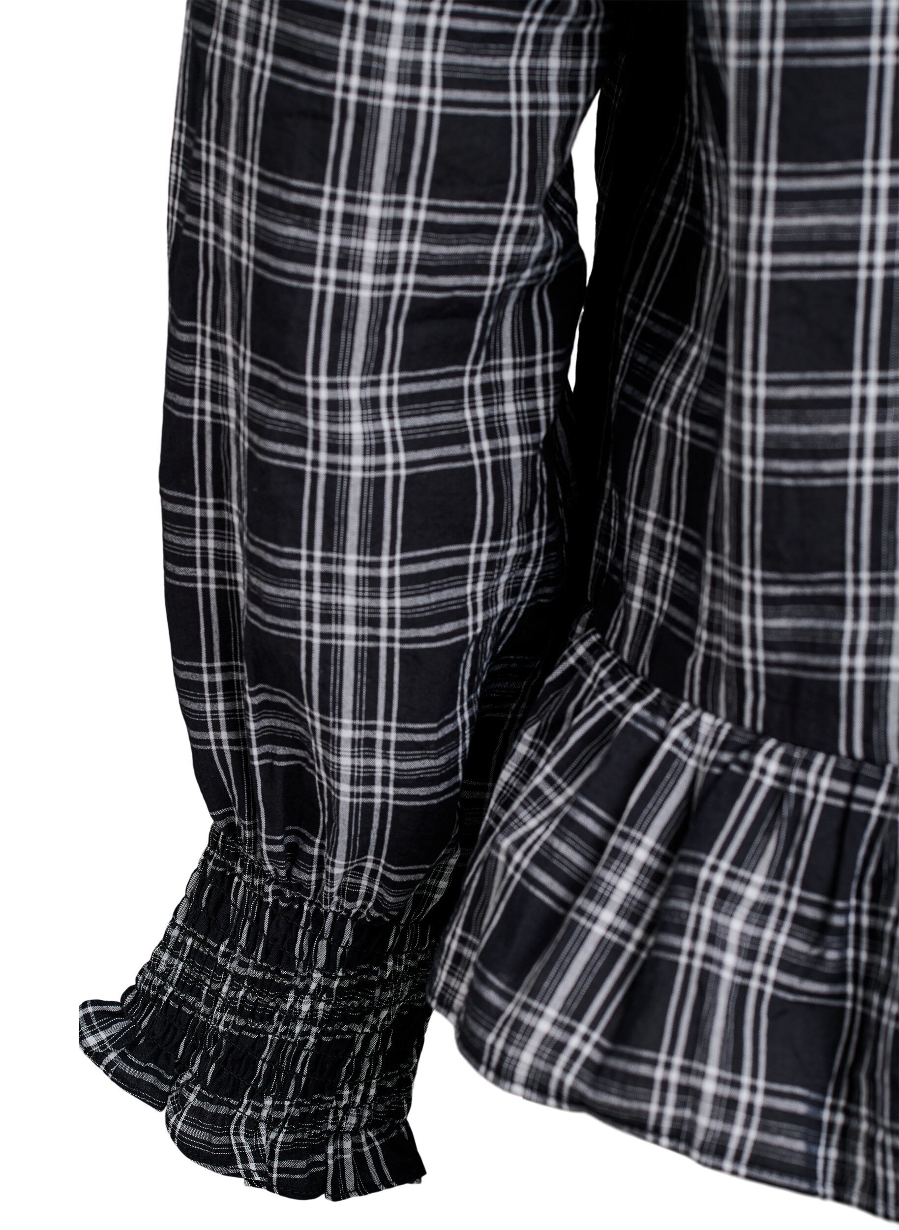 Zizzi Blus med rutor och volangdetaljer, Svart, Packshot image number 3