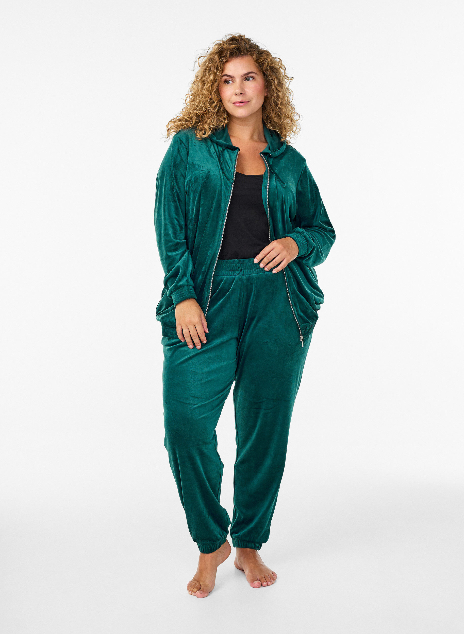 Zizzi Cardigan i velour med dragkedja och huva, Gr&ouml;n, Model image number 1