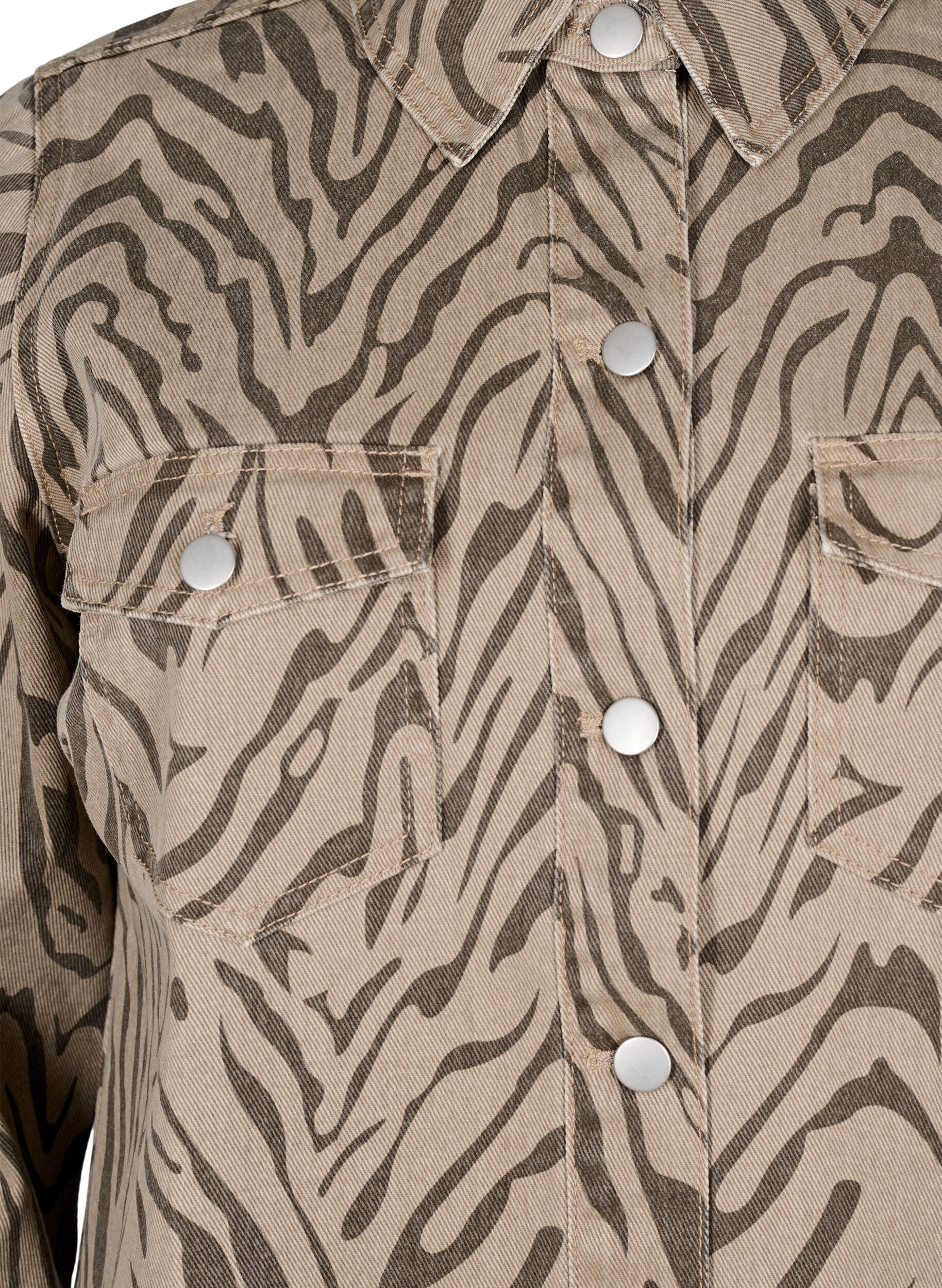 Zizzi L&aring;ng&auml;rmad jeanskl&auml;nning med leopardm&ouml;nster, Brun, Packshot image number 2