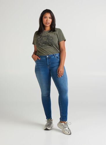 Emily jeans, Blue denim, Model image number 0