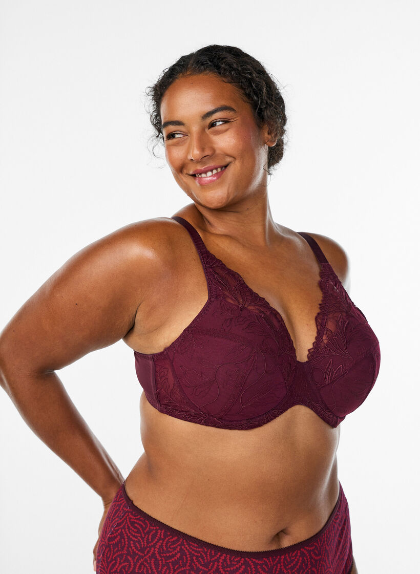 Vadderad spets-BH med bygel, R&ouml;d, Model image number 0