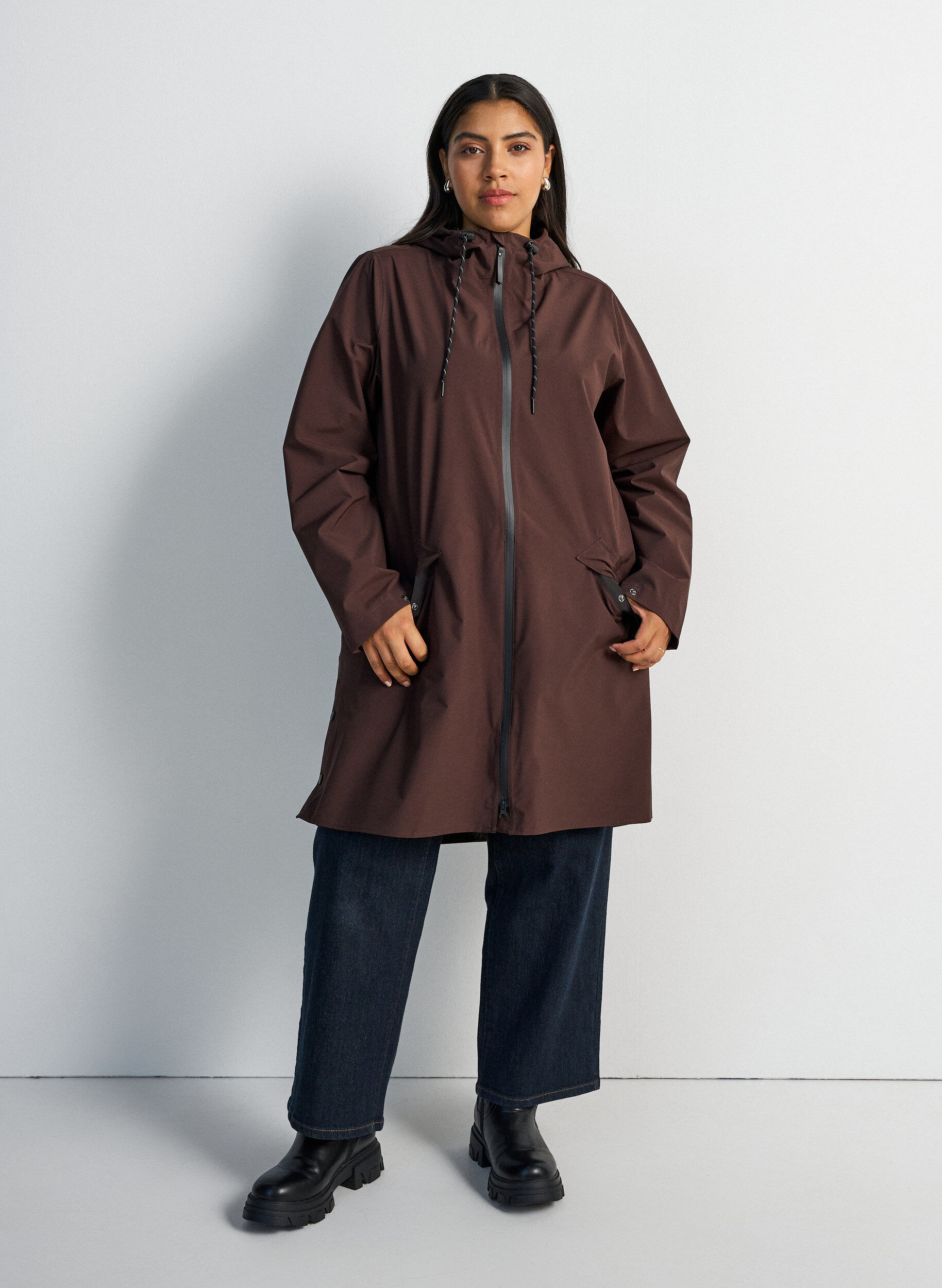 ZizziRegnkappa med fickor och huva, Brun, Model image number 1