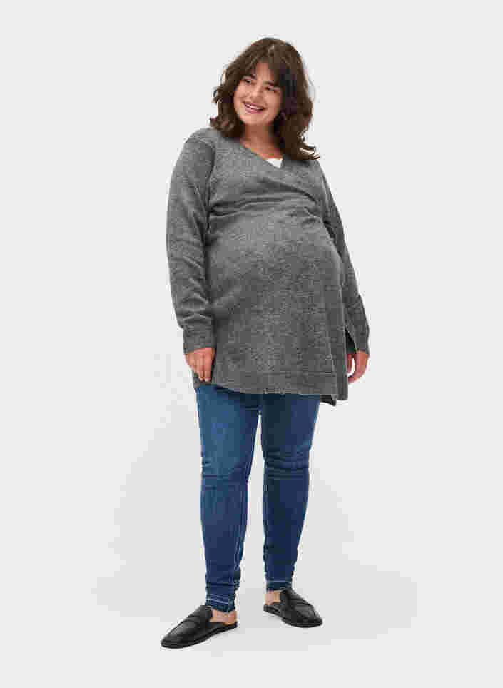 Stickad, melerad gravidtröja med omlott, Medium Grey Melange, Model image number 2