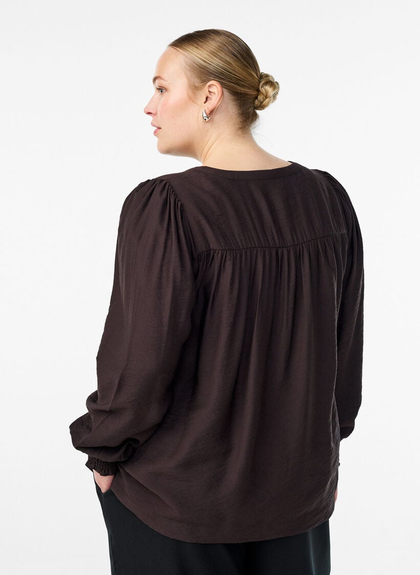 Viskosblus med smock och rynkade detaljer, Brun, Model image number 2