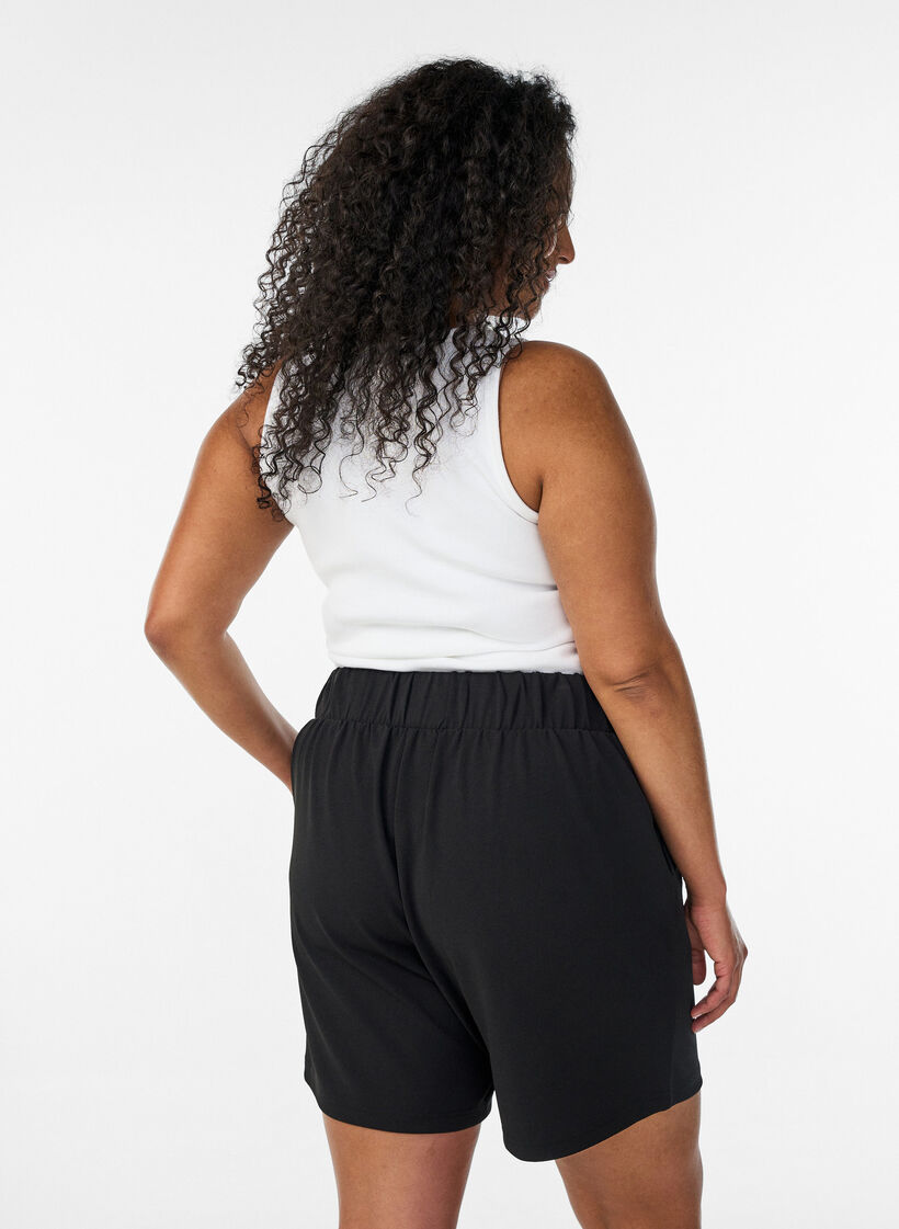 Shorts med fickor och l&ouml;s passform, Svart, Model image number 2
