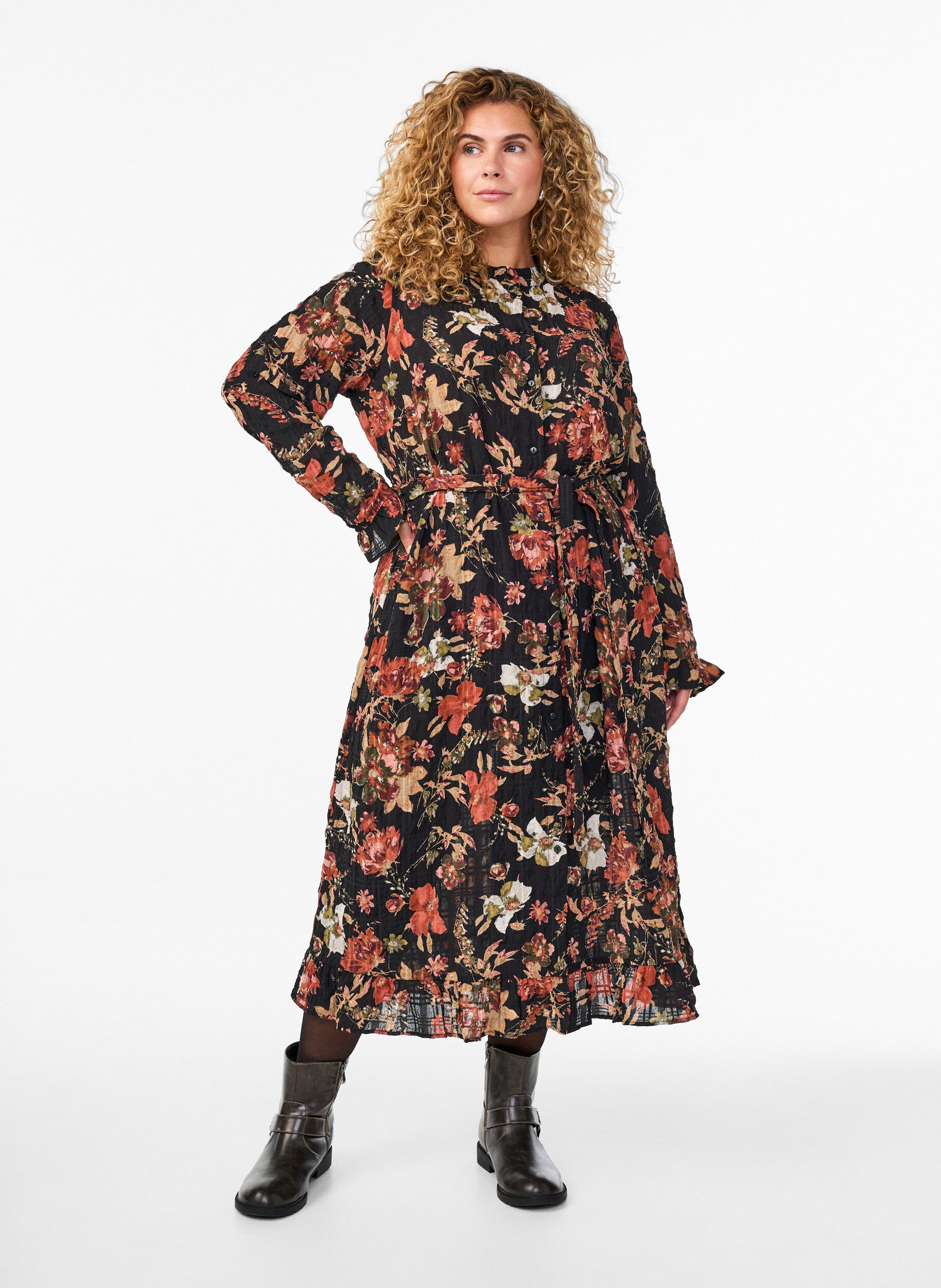 ZizziMidikl&auml;nning med blomm&ouml;nster och avtagbart knytsk&auml;rp, Svart, Model image number 0