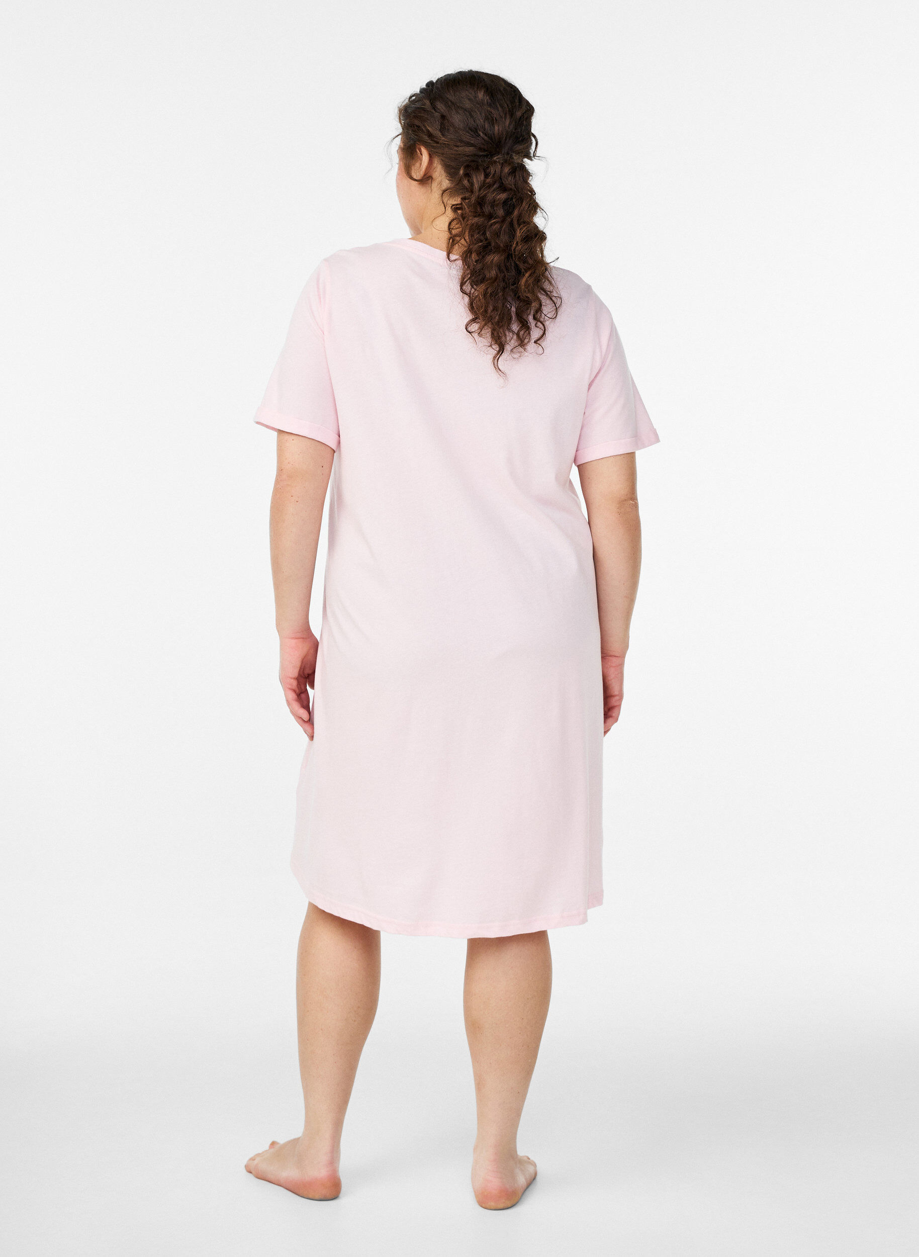 ZizziKort&auml;rmat nattlinne i ekologisk bomull, Rosa, Model image number 1