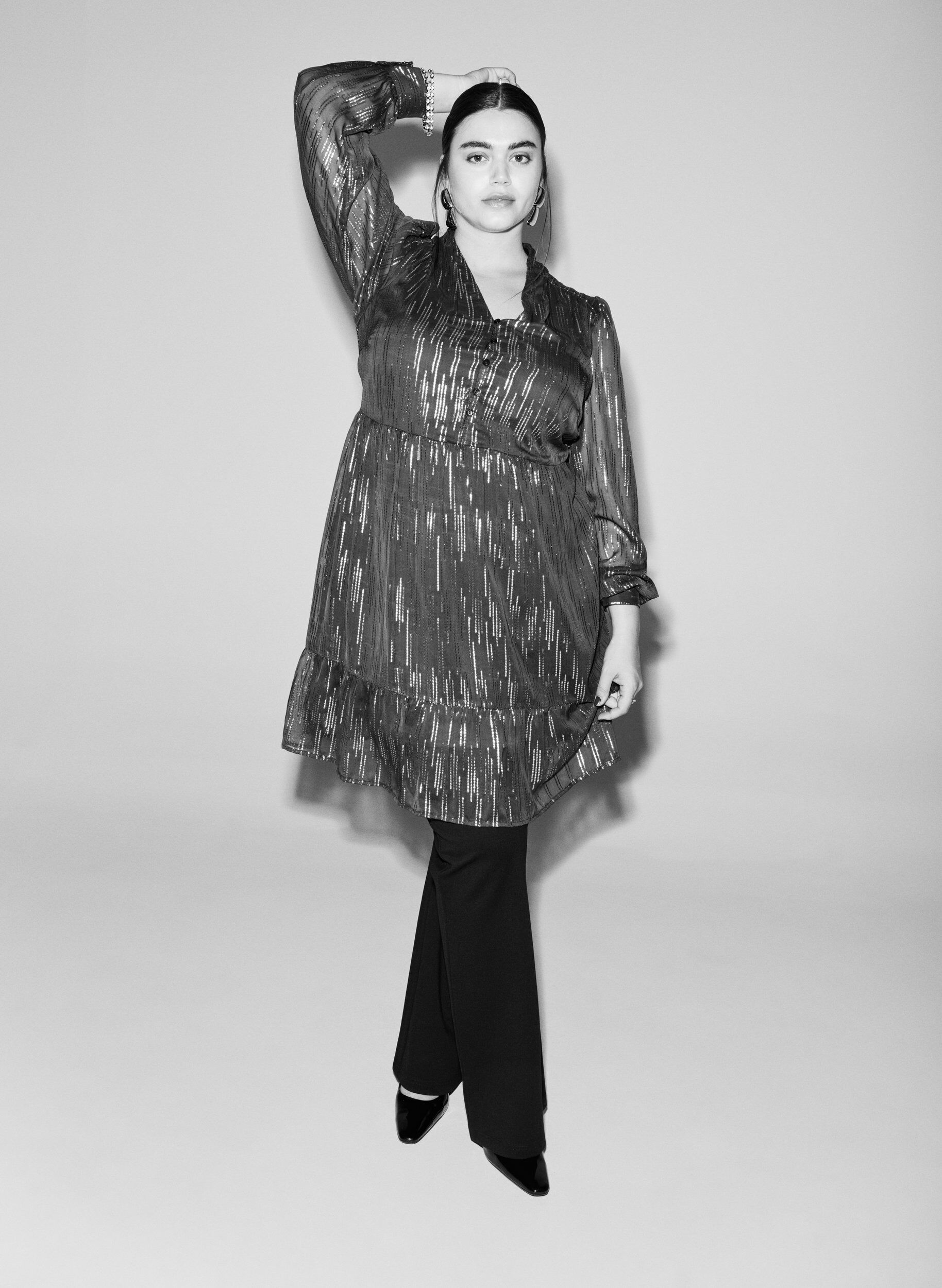 Zizzi Kort festkl&auml;nning med glitterm&ouml;nster, Bl&aring;, Image image number 0