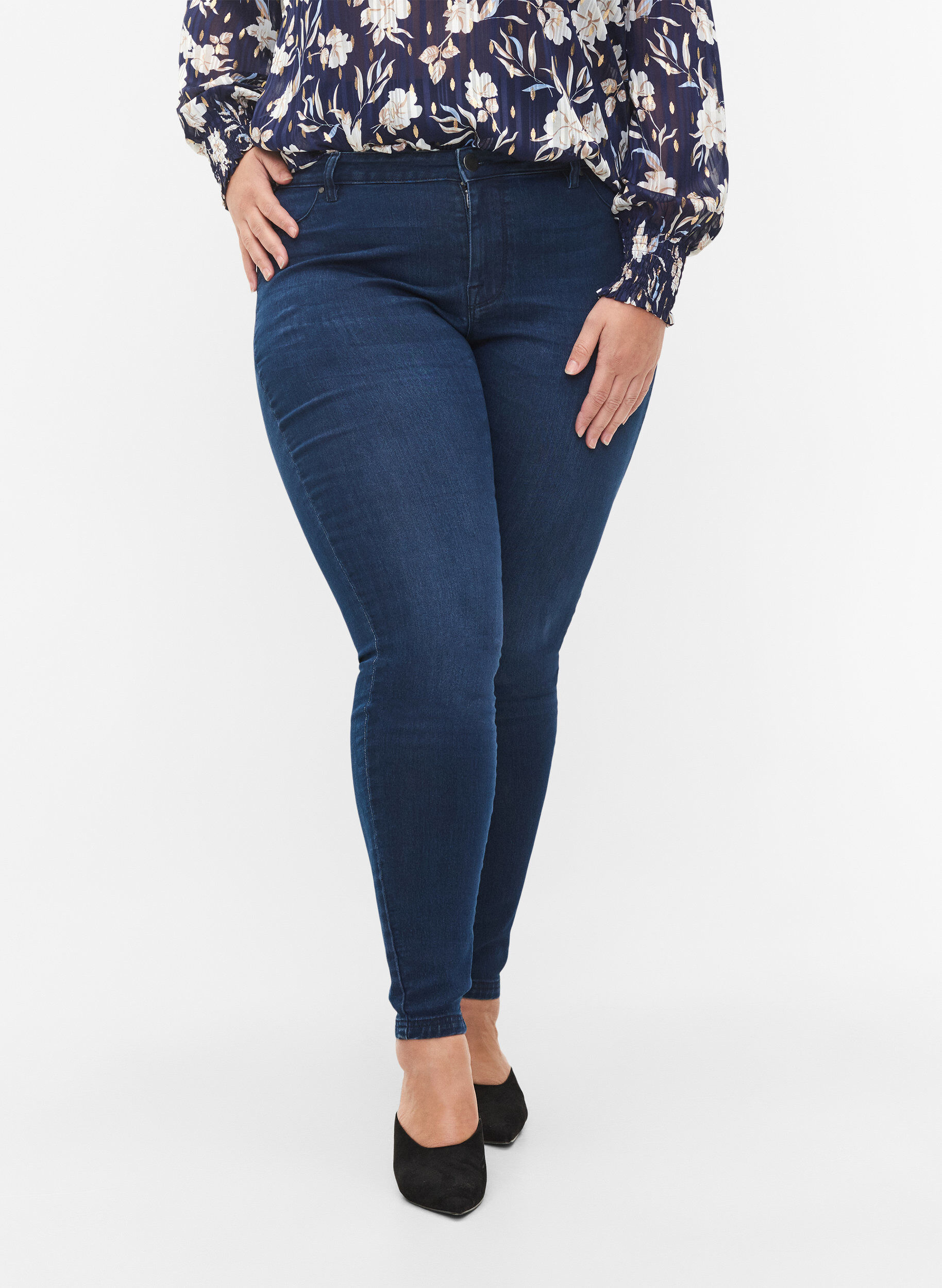 Zizzi Jeggings i bomullsmix, Dark blue denim, Model image number 2