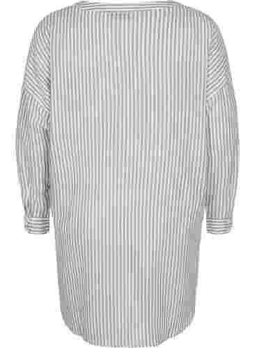Randig tunika med V-ringad hals och knappar, Balsam Green Stripe, Packshot image number 1
