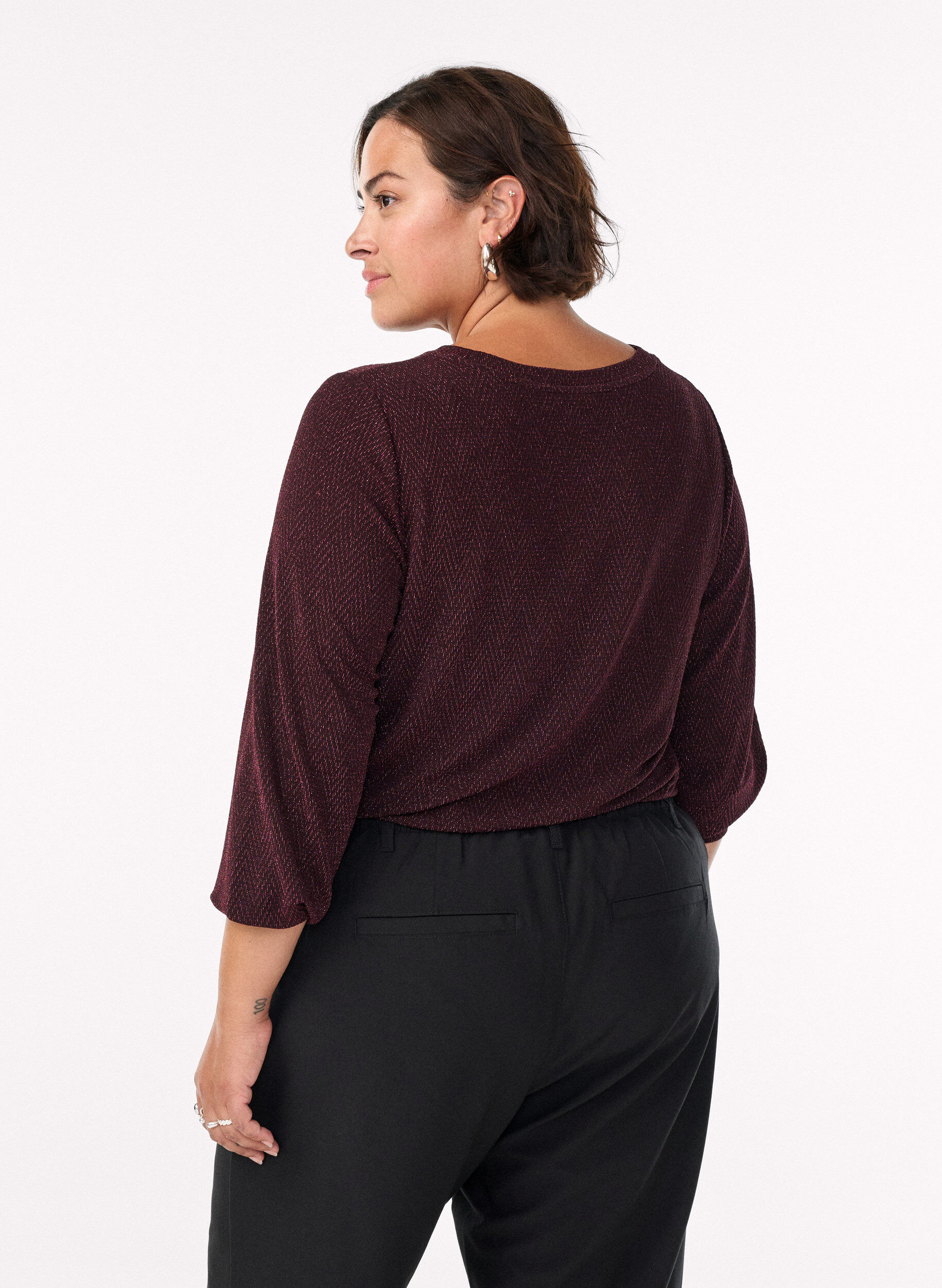 ZizziBlus med fiskbensm&ouml;nster och glittertr&aring;d, M&ouml;rk Bordeaux, Model image number 2