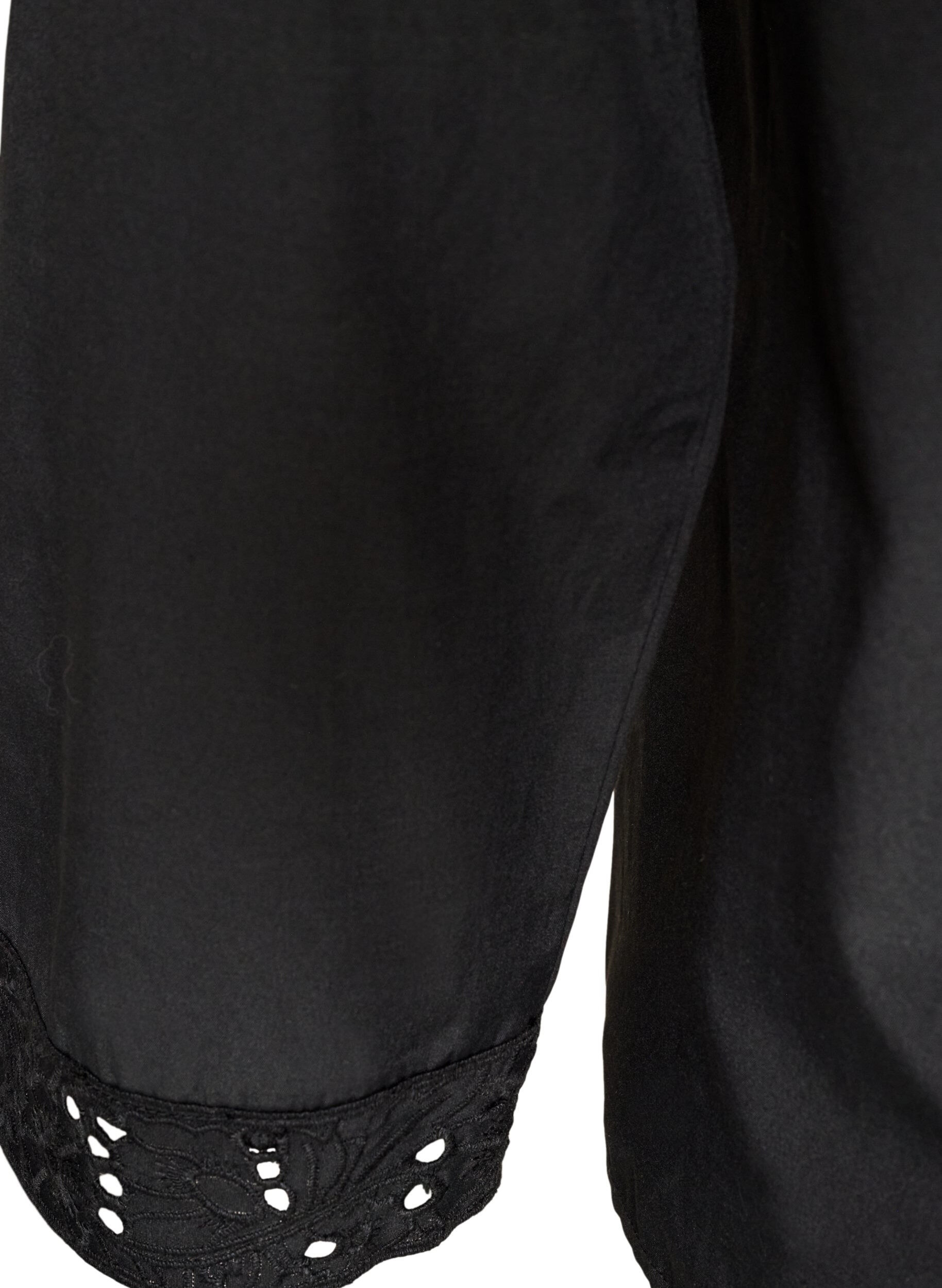 ZizziSkjortblus med broderie anglaise, Svart, Packshot image number 3