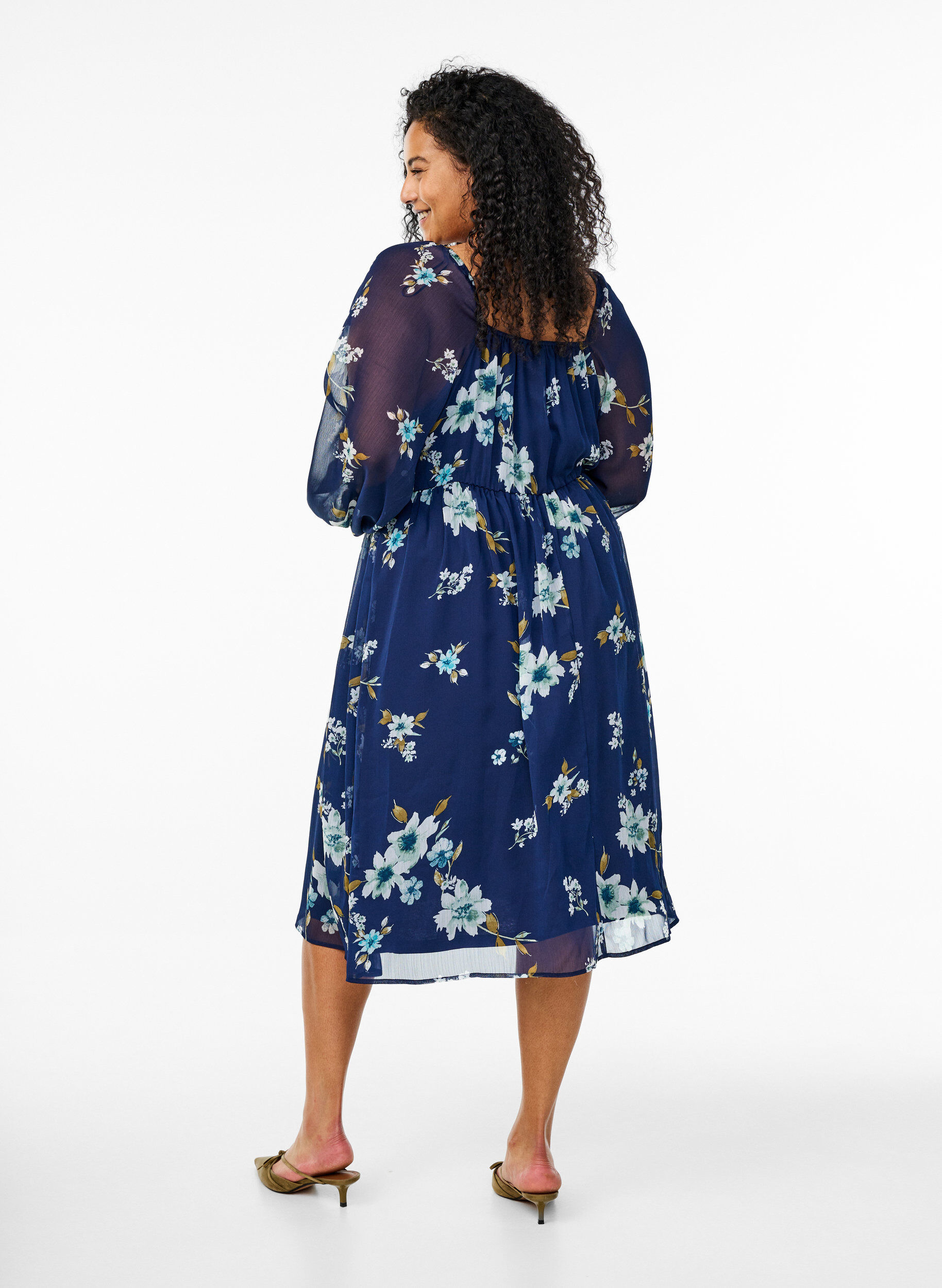 Zizzi Festkl&auml;nning i chiffong med l&aring;nga &auml;rmar, Bl&aring;, Model image number 2