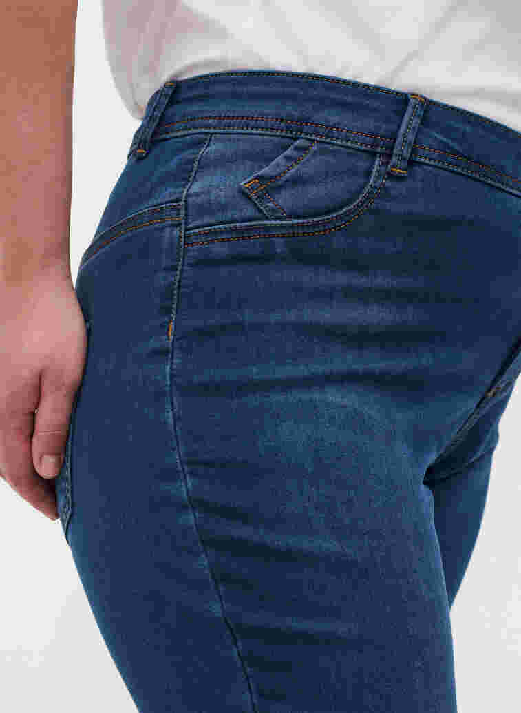 Extra slim Nille jeans med hög midja, Blue d. washed, Model image number 3