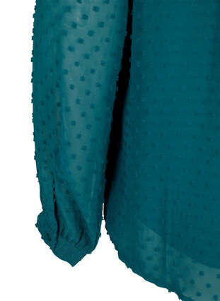 Skjortblus med volanger och prickig textur, Shaded Spruce, Packshot image number 2