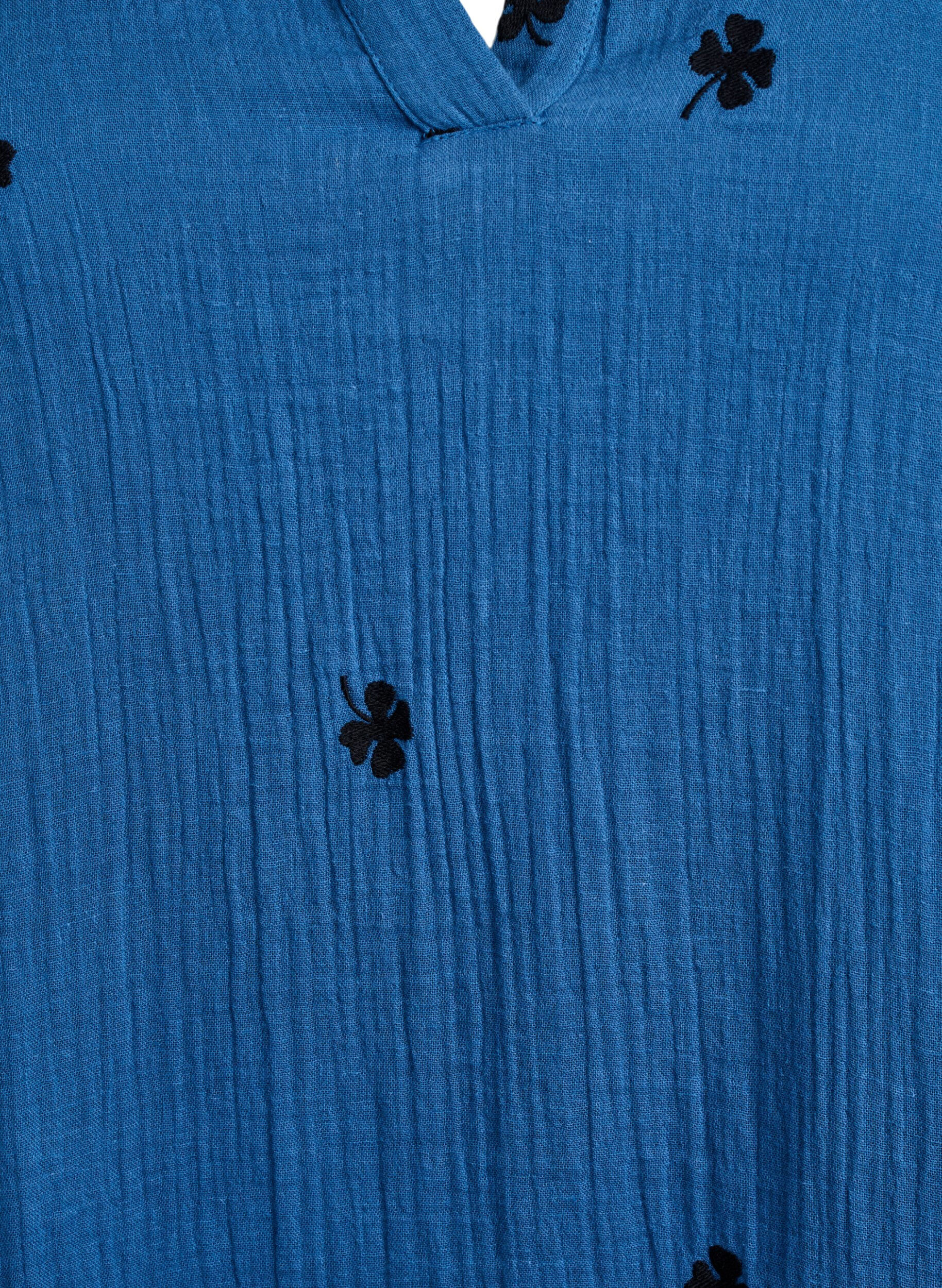 Zizzi Kort kl&auml;nning i muslin med broderade blommor, Bl&aring;, Packshot image number 2