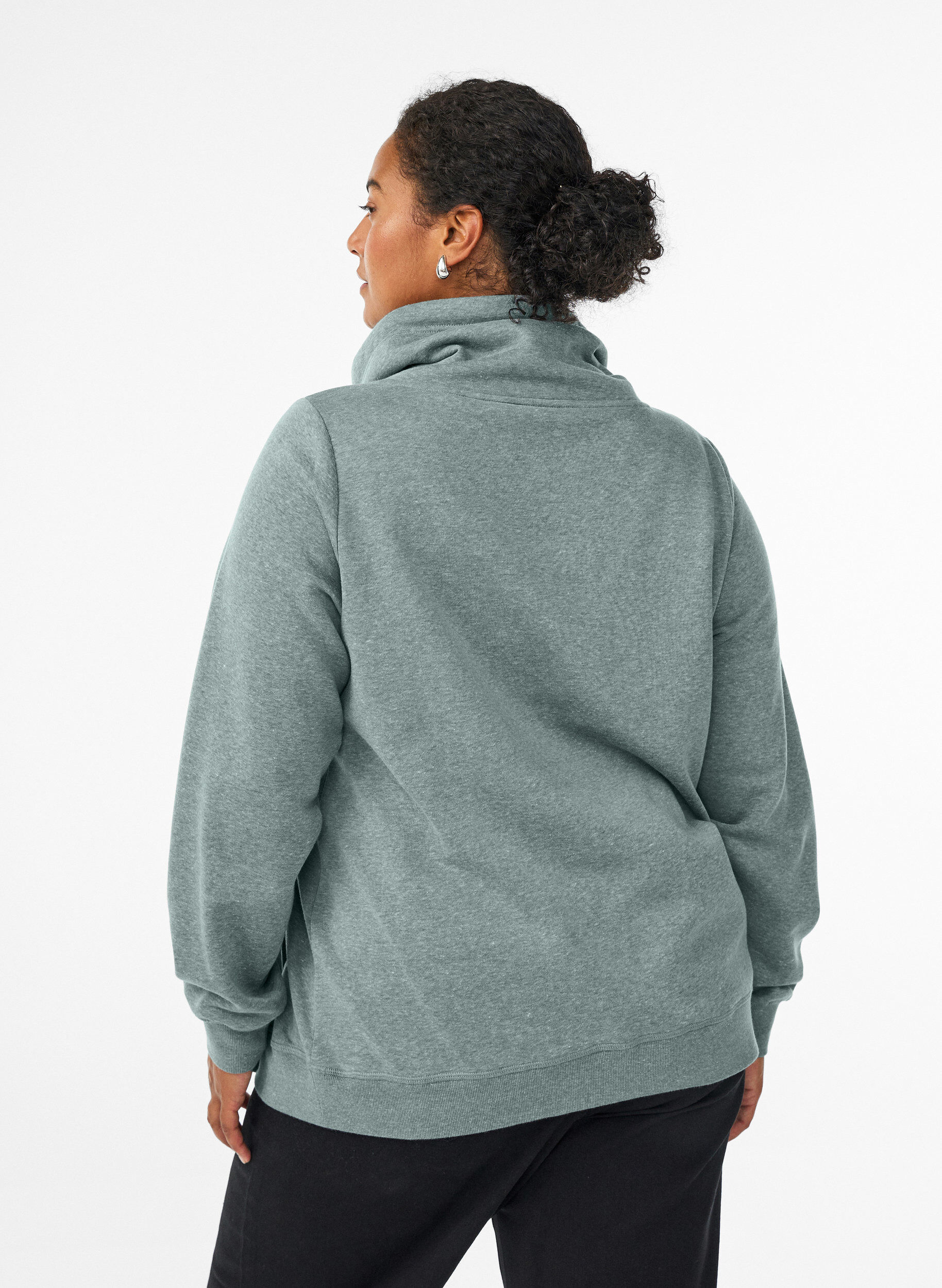 Zizzi FLASH - Sweatshirt med h&ouml;g krage och fickor, Gr&ouml;n, Model image number 2