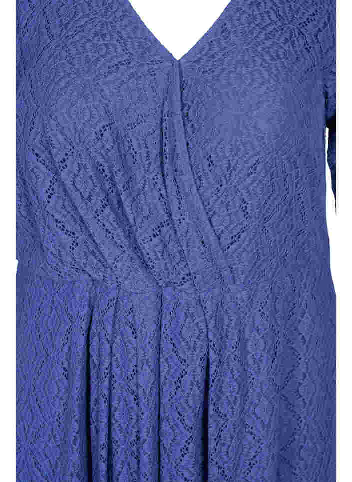 Spetsklänning med v-ringad hals och 3/4-ärmar, Deep Cobalt, Packshot image number 2