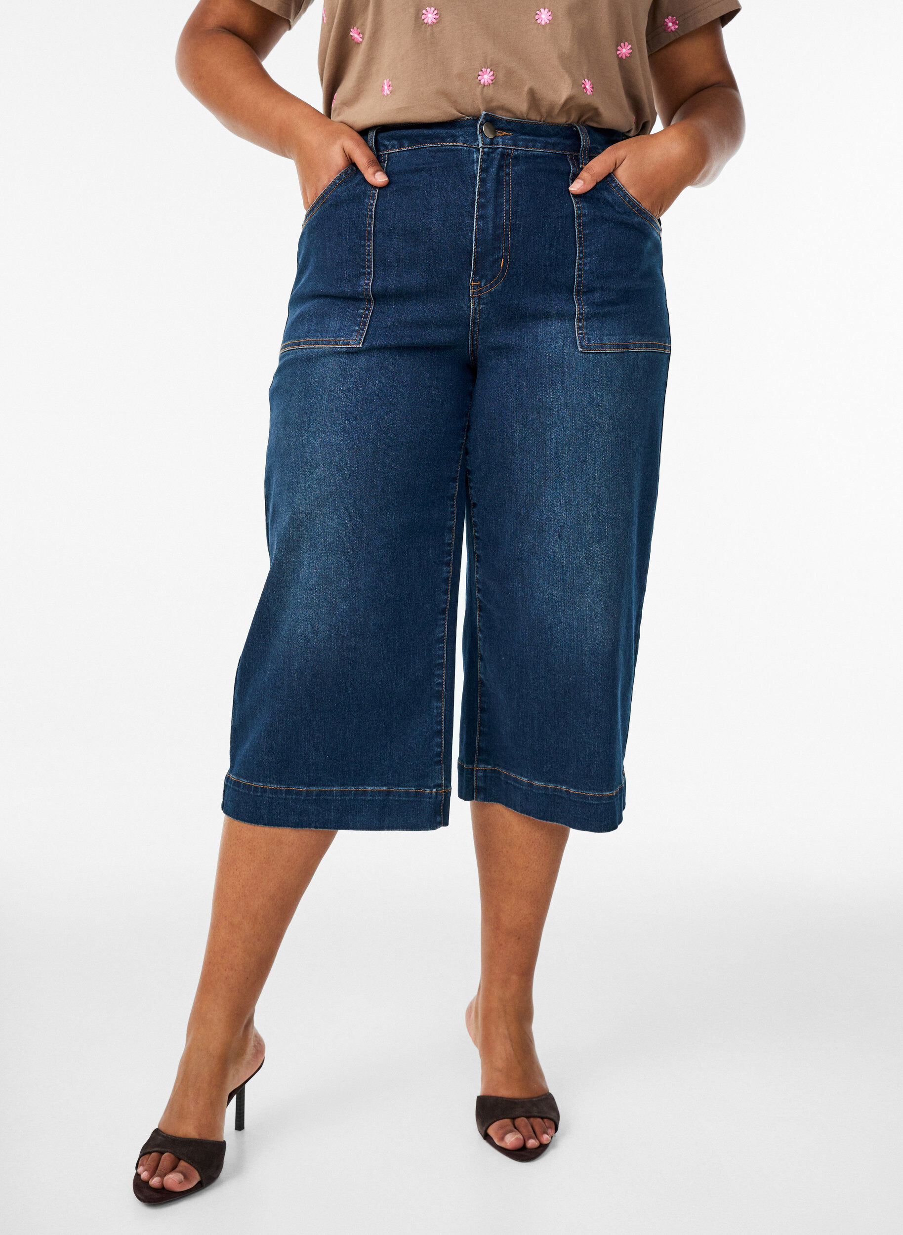 Denimknickers med vida ben, Bl&aring;, Model