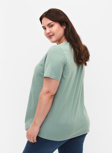 Enfärgad t-shirt i bomull, Chinois Green, Model image number 1