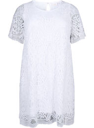Kortärmad festklänning i spets, Bright White