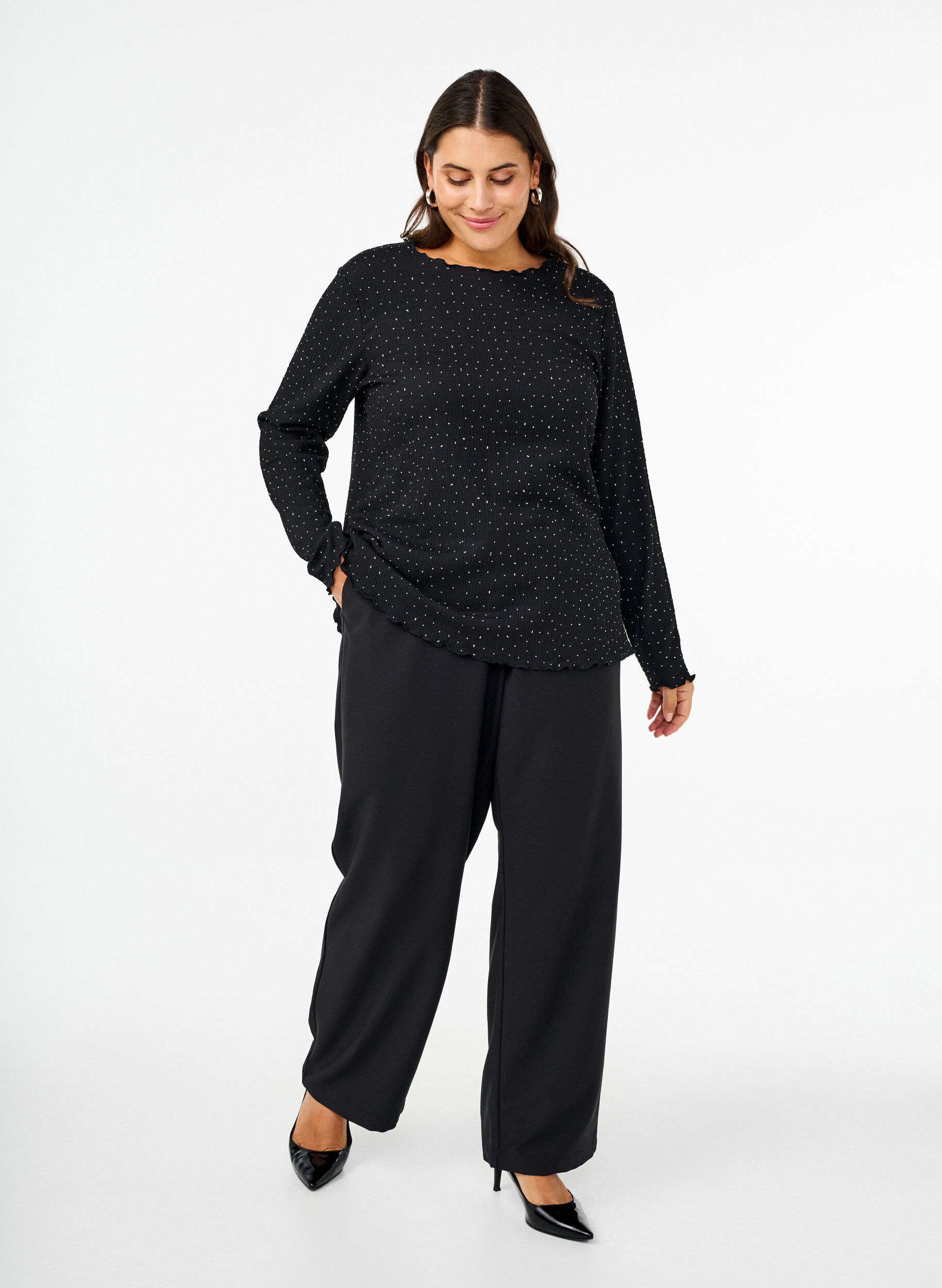 Zizzi L&aring;ng&auml;rmad blus med strass, Svart, Model image number 1