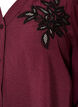 Skjortblus med broderade blomapplikationer, R&ouml;d, Packshot image number 2