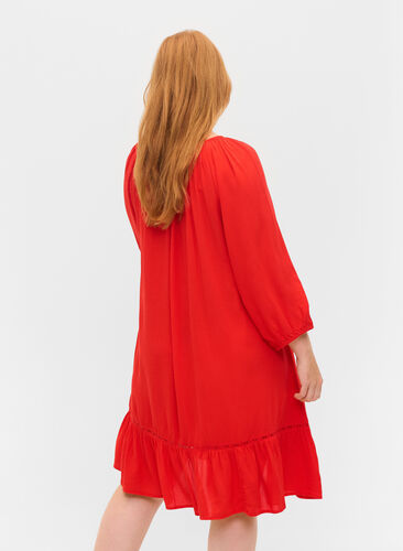 Viskosklänning med 3/4-ärmar, Fiery Red, Model image number 1