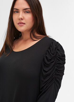 Viskosklänning med rynkade ärmar med 2/4-längd, Black, Model image number 2