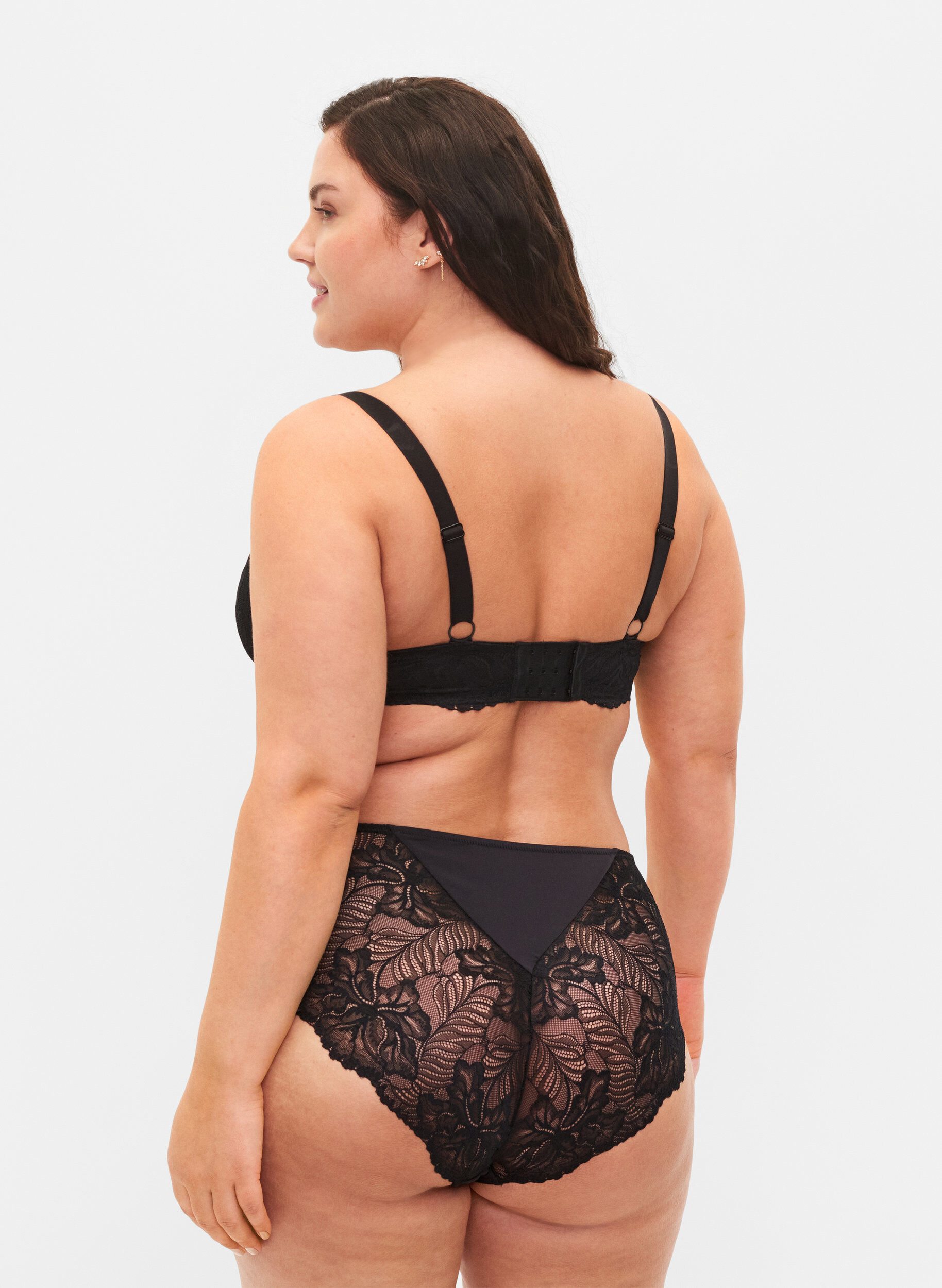 Zizzi Support the breasts &ndash; Trosa i spets, Black, Model image number 1