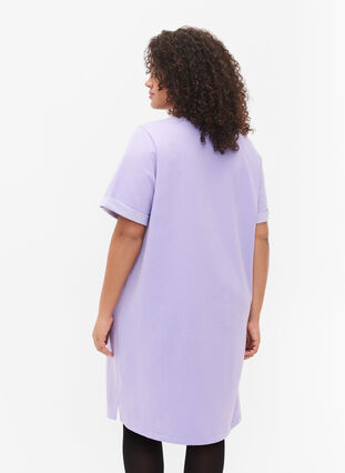 Sweatshirtklänning med korta ärmar och slits, Lavender, Model image number 1