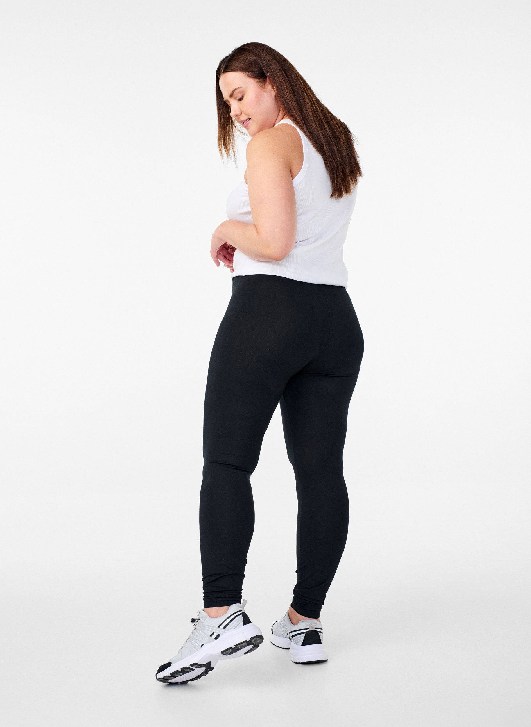 Zizzi Basic leggings i viskos, Svart, Model image number 2