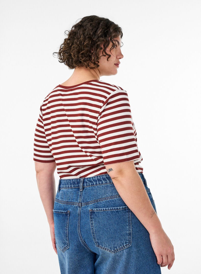 Randig t-shirt med ribbad struktur, R&ouml;d, Model image number 2