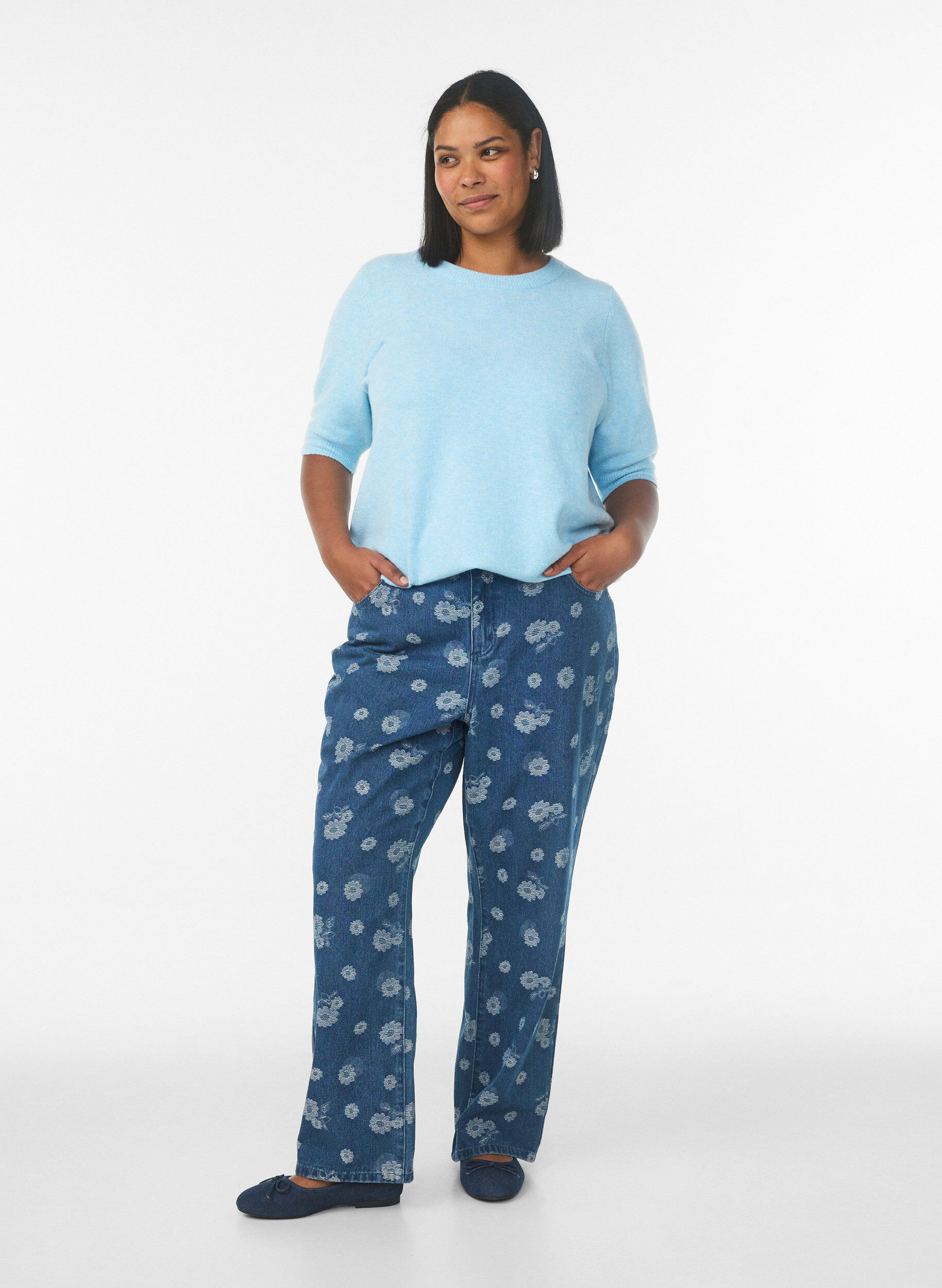 Zizzi Stickad blus med korta &auml;rmar, Bl&aring;, Model image number 1