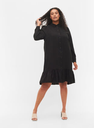 Skjortklänning i viskos med volangkant, Black, Model image number 2