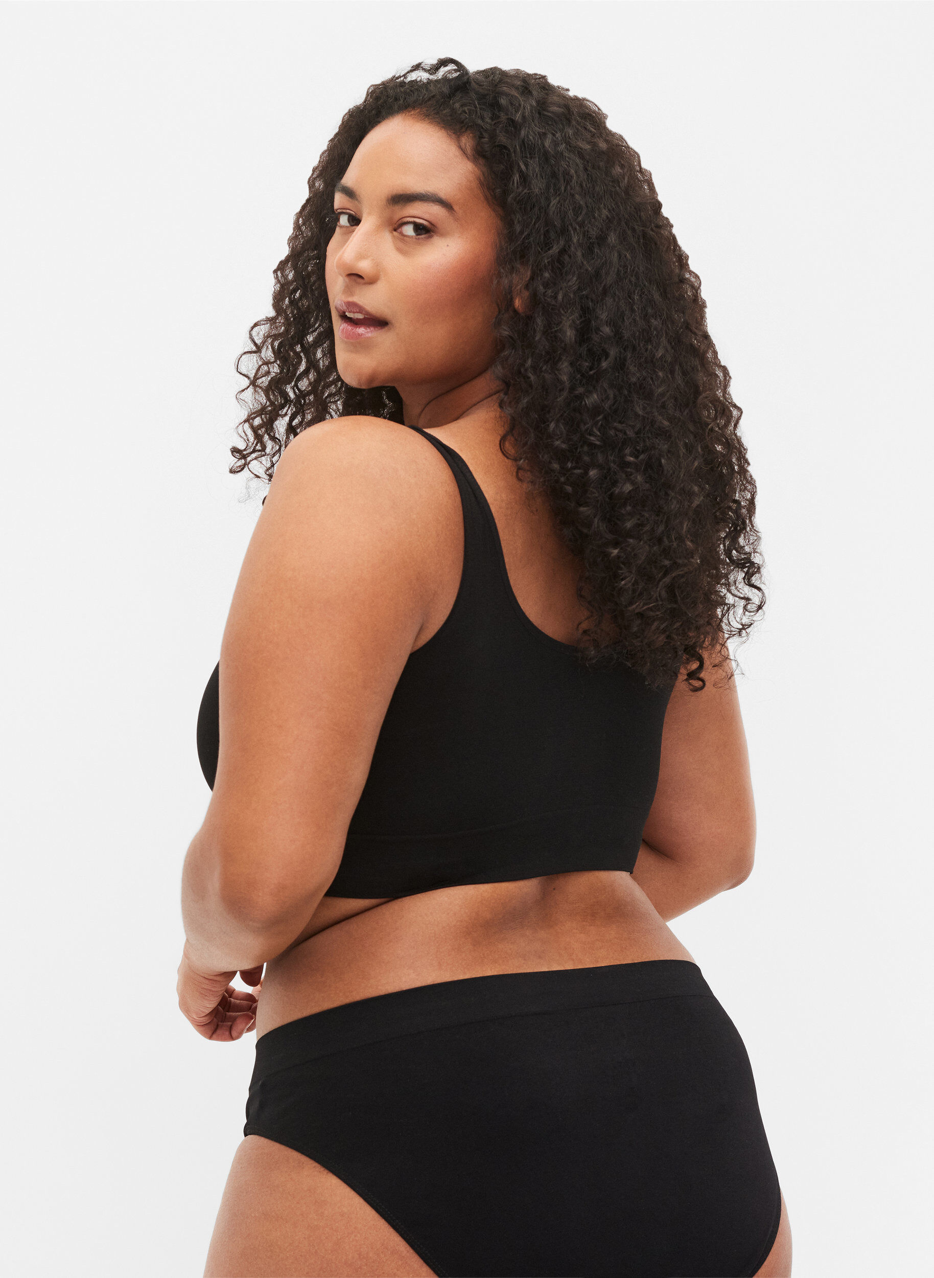 Zizzi Mjuk bh utan vaddering, Svart, Model image number 2