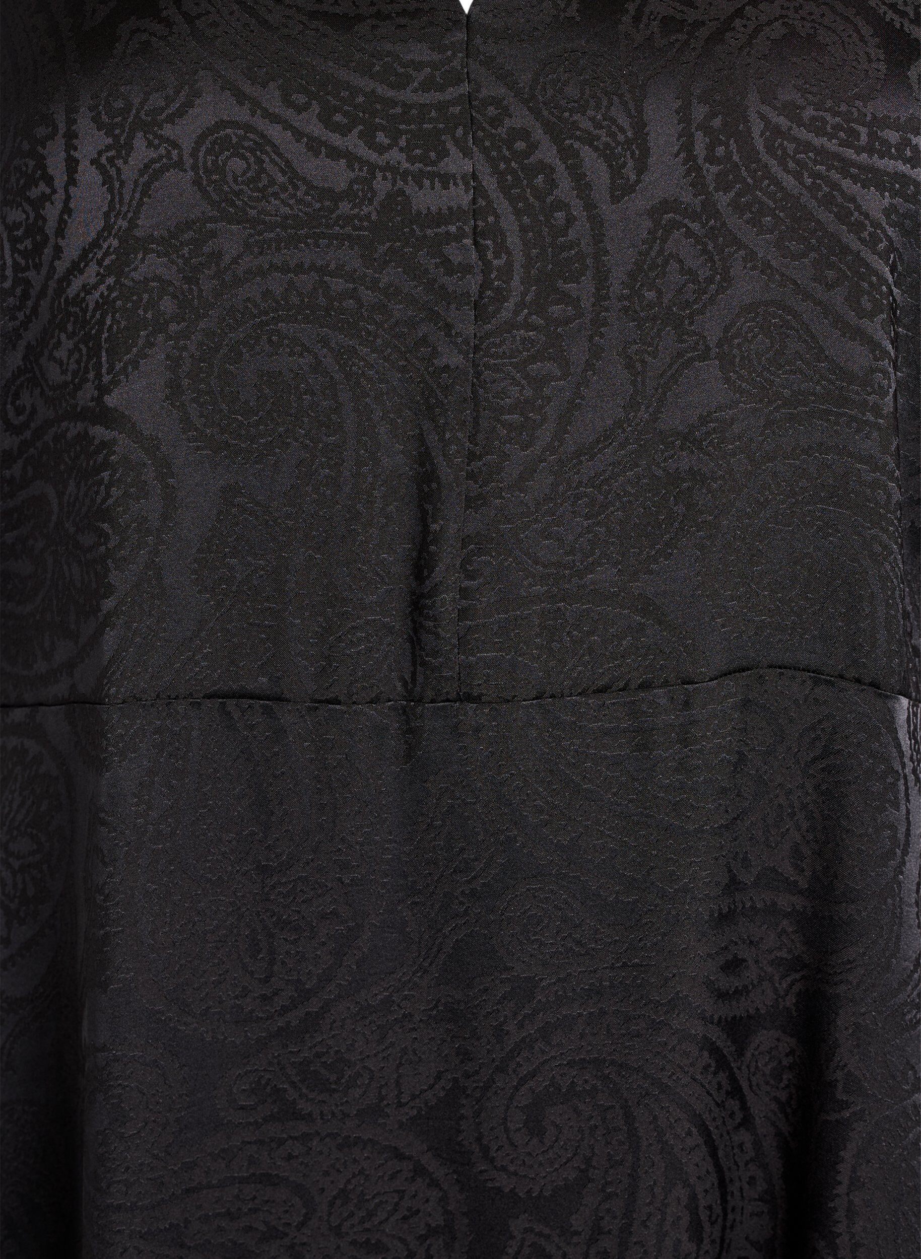 ZizziMidikl&auml;nning i jacquard med paisleym&ouml;nster och ving&auml;rmar, Svart, Packshot image number 2