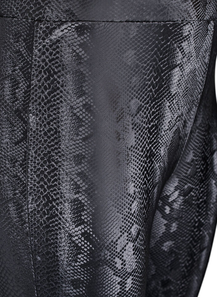 Leggings i läderimitation med djurmönster, Svart, Packshot image number 2