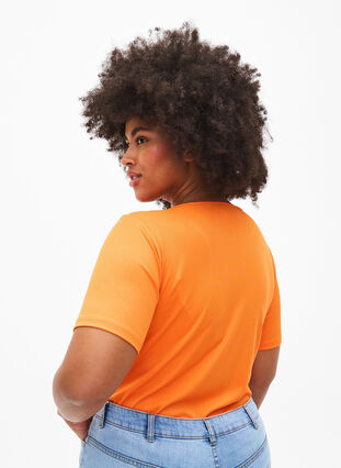 Åtsittande blus med v-ringning och meshdetalj, Vibrant Orange, Model image number 1