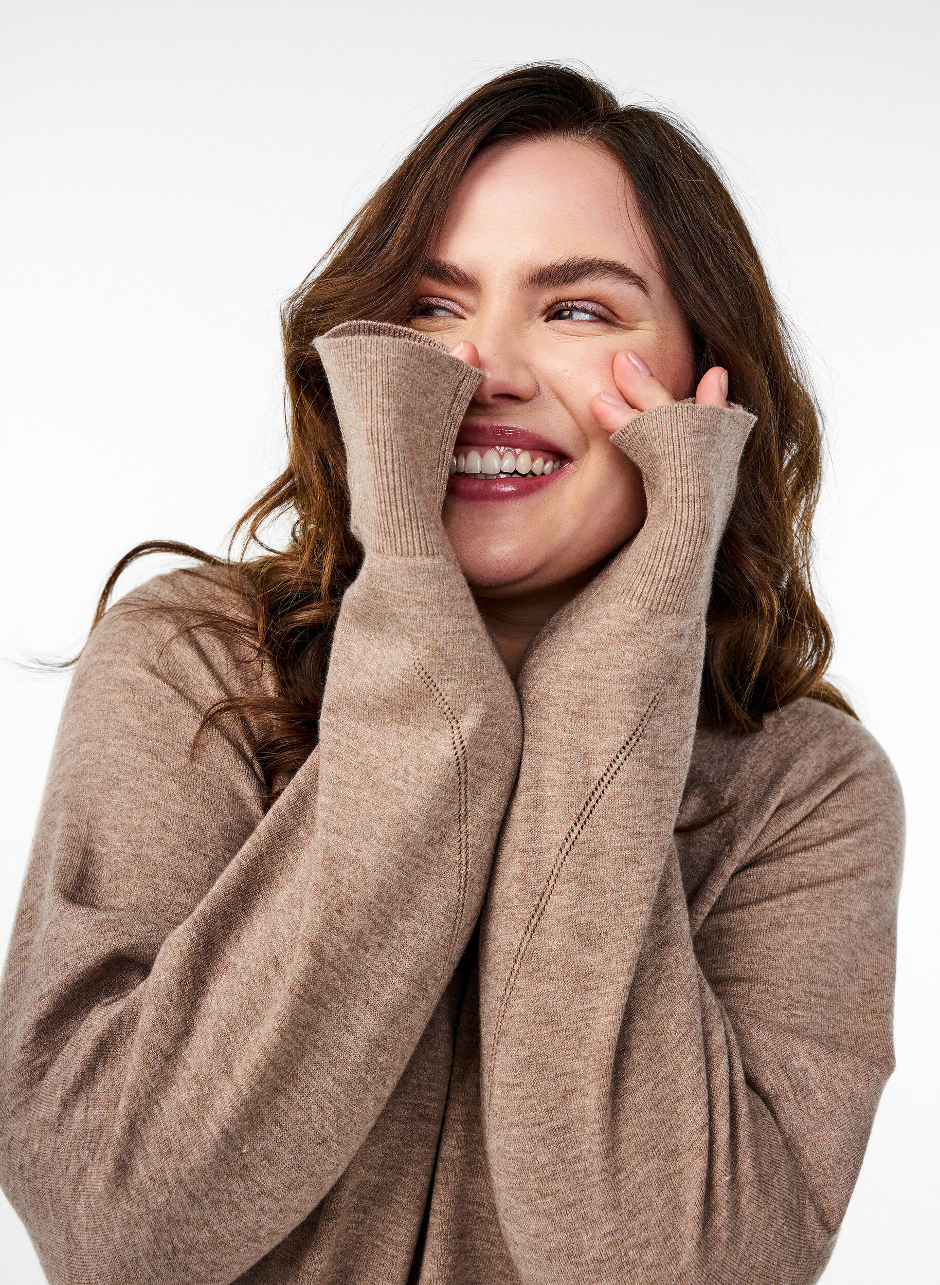 Zizzi Stickad blus med rund hals och stickat m&ouml;nster, Brun, Image image number 0