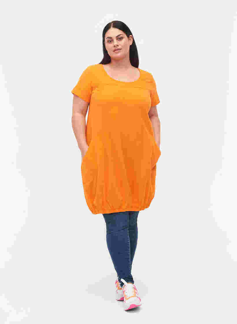 Kortärmad klänning i bomull, Orange Tiger, Model image number 2