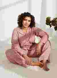 Pyjamas i vårkläder, , Model