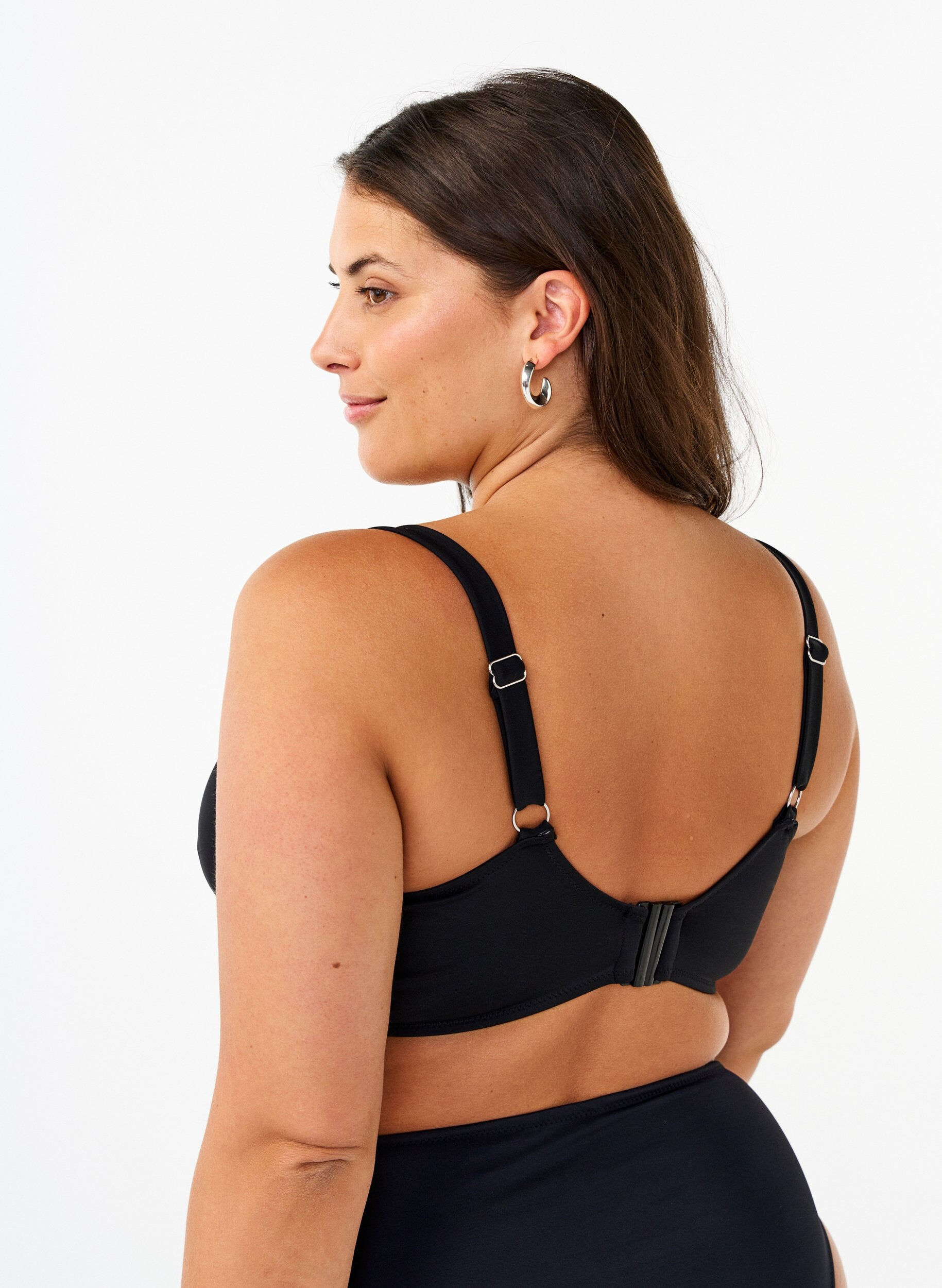 Zizzi Bikini-bh med bygel och drapering, Svart, Model image number 1