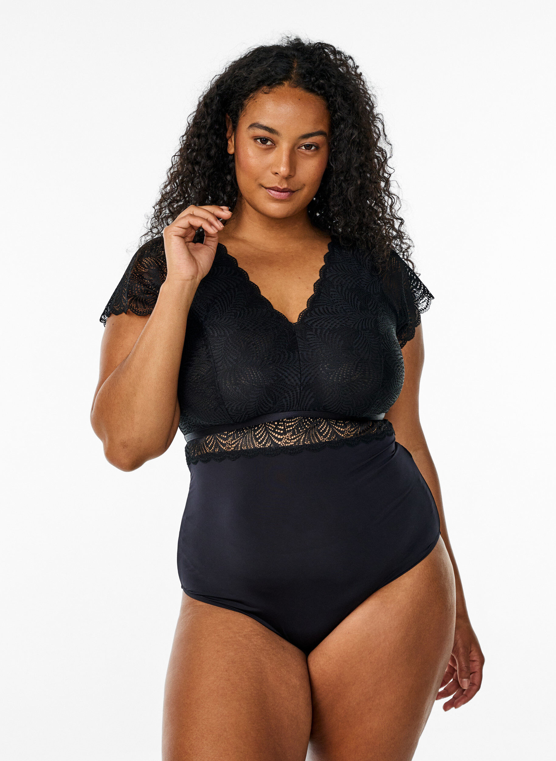 Body med spets och korta &auml;rmar, Svart, Model