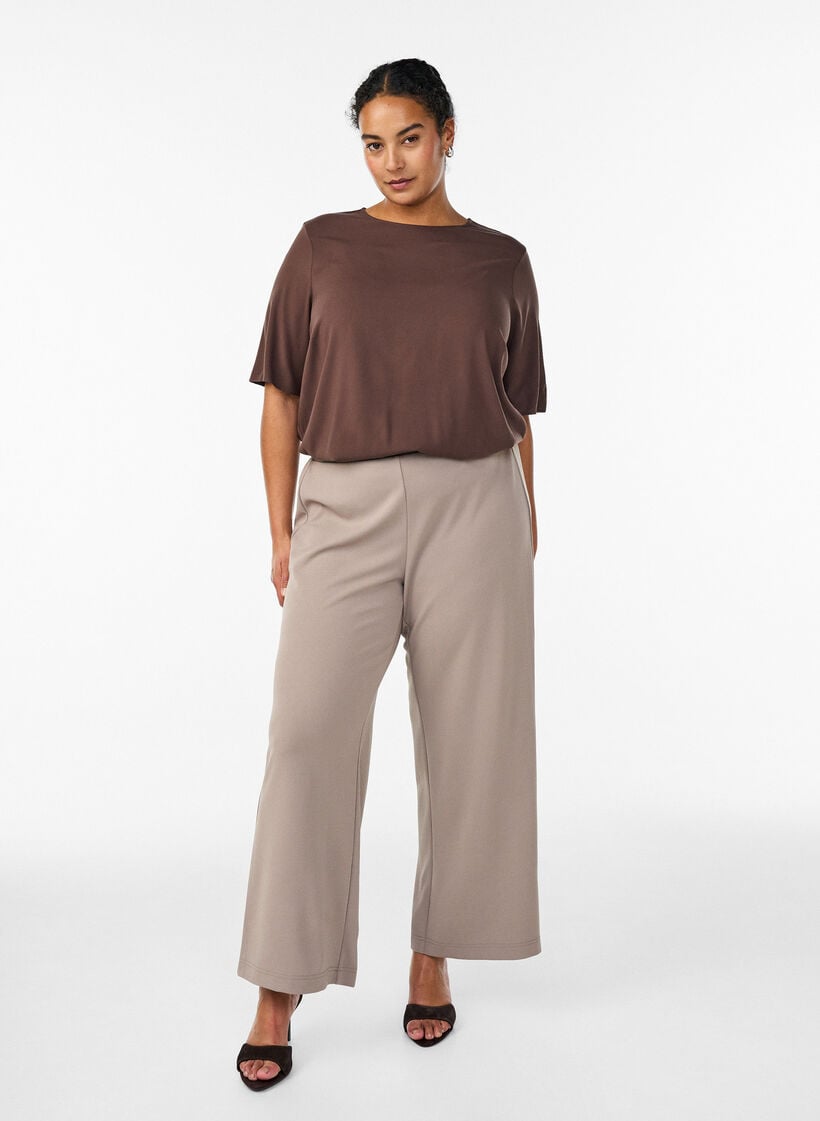 FLASH - Kort&auml;rmad v&auml;vd blus med rund hals, Brun, Model image number 1